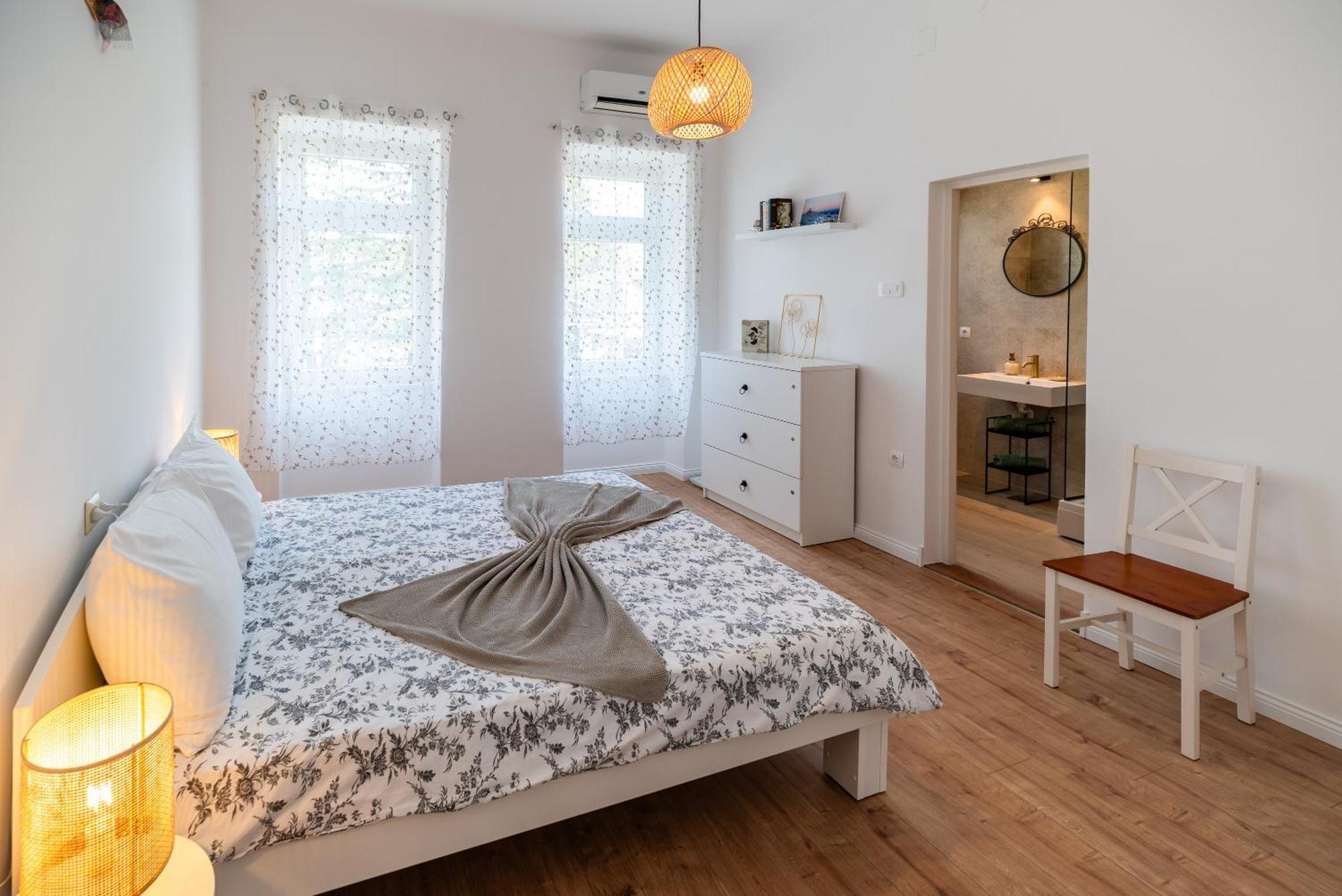 Apartments House Pinezic Malinska Quarto foto